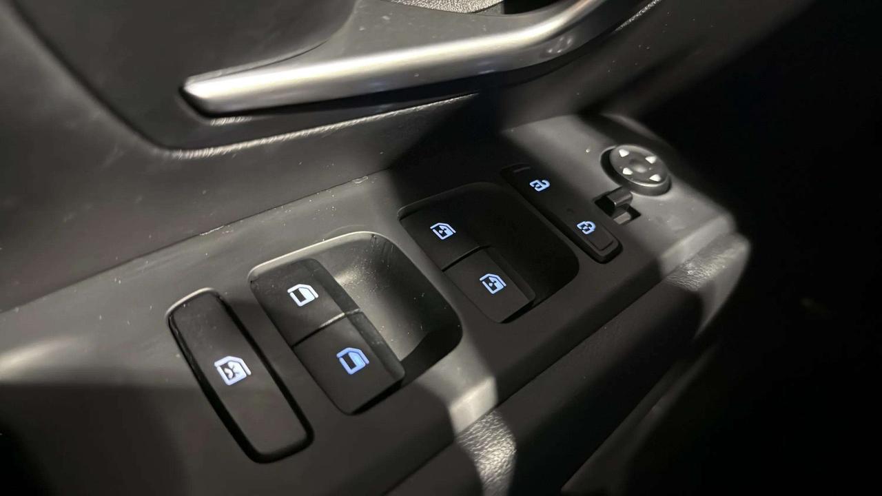 2024 Hyundai Tucson PREFERRED| CLEAN CARFAX| HTD SEATS | CARPLAY Photo