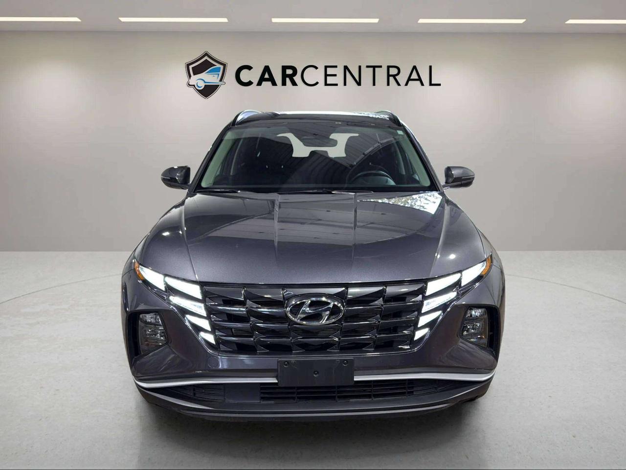 2024 Hyundai Tucson PREFERRED| CLEAN CARFAX| HTD SEATS | CARPLAY Photo