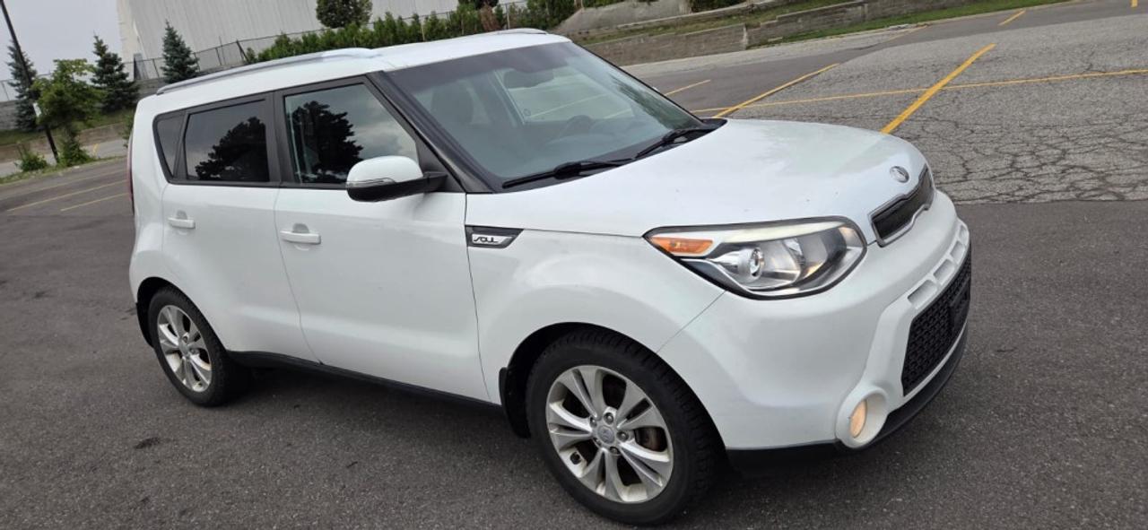 2014 Kia Soul + 4dr Wagon (2.0L 4cyl 6A) Photo