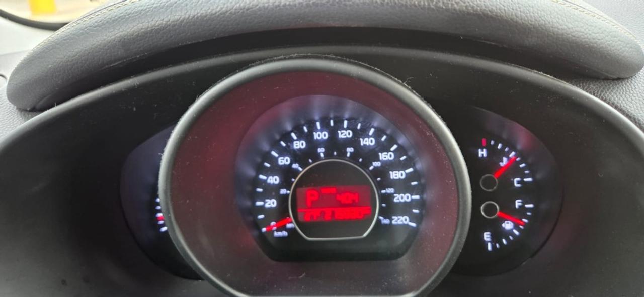 2014 Kia Soul + 4dr Wagon (2.0L 4cyl 6A) Photo