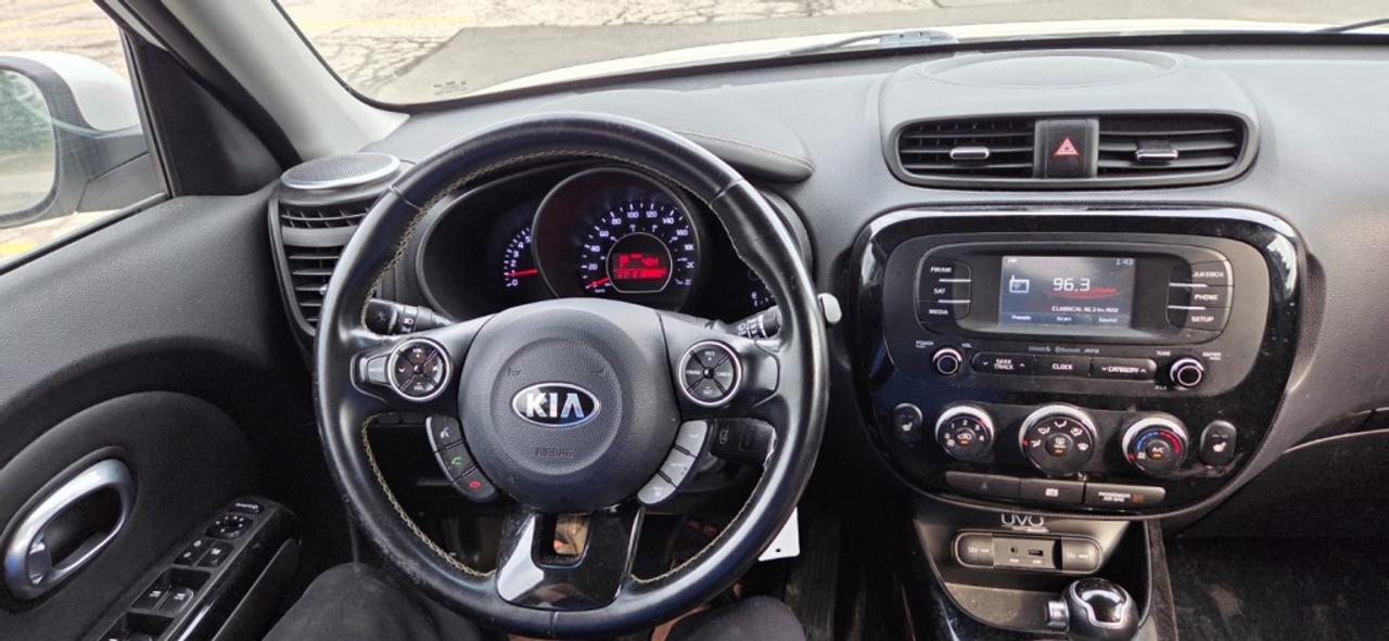 2014 Kia Soul + 4dr Wagon (2.0L 4cyl 6A) Photo