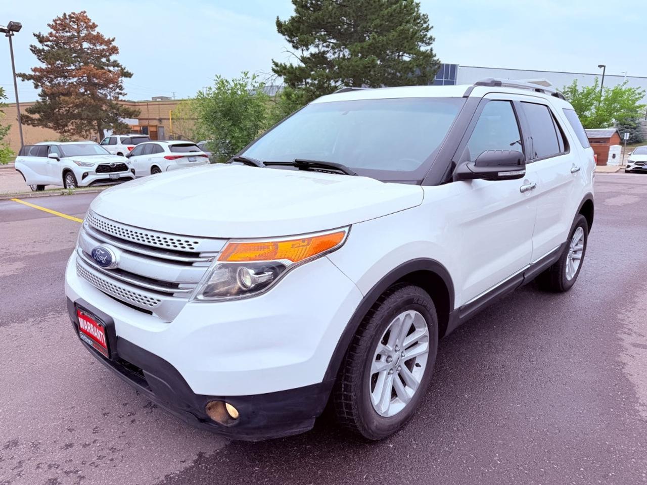 <p>WE ARE OPEN 7 DAYS A WEEK !!<br />FREE 2 YEAR DEALER GUARANTY INCLUDED.<br />24 MONTHS/20000KM WHICHEVER COMES FIRST.<br />ONE TIME CLAIM OF UP TO $1200 EACH FOR ENGINE AND TRANSMISSION.<br />INTERNAL PARTS ONLY. LEAKS NOT COVERED.<br />SAFETY CERTIFICATE FOR $399<br />ANY CAR PURCHASED WITH SAFETY COMES WITH ALL BRAND NEW BRAKES AND OIL CHANGE.<br />NO HIDDEN FEES AT ALL.<br />EXCELLENT CONDITION.&nbsp;<br />LOADED WITH POWER WINDOWS. POWER LOCKS.BACKUP CAMERA,SUNROOF,POWER SEATS,HEATED SEATS,NAVIGATION,LEATHER SEATS,POWER MIRRORS. KEYLESS ENTRY. CRUISE CONTROL .&nbsp;<br />THIS VEHICLE HAS FULL SAFETY FEATURES.<br />DRIVES EXCELLENT.<br />BEAUTIFUL SHAPE.<br />GUARANTEED UNBEATABLE PRICE.<br />COME FOR TEST DRIVE AT<br />GARDINER MOTORS LTD. 6455 MISSISSAUGA ROAD. MISSISSAUGA ON L5N 1A6.<br />YOU CAN GET BRAND NEW TIRES HERE WITH 50% DISCOUNT.<br />FOR FURTHER INQUIRIES PLEASE GIVE US A CALL AT 647-354-5500.&nbsp;</p>