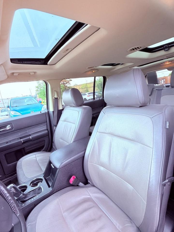 2017 Ford Flex Limited 4dr Wagon AWD (3.5L 6cyl 6A) Photo