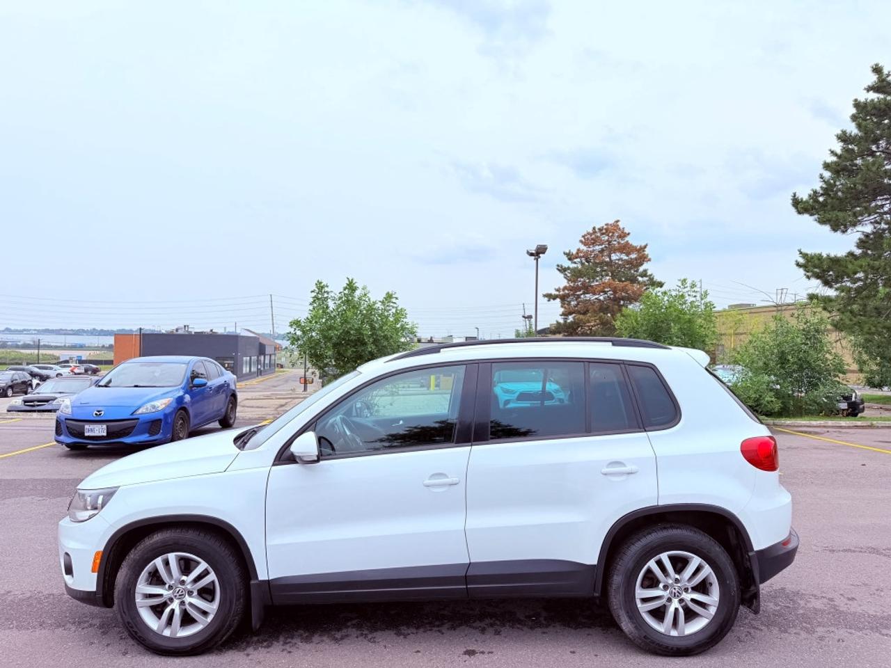 2014 Volkswagen Tiguan 4-Motion Photo