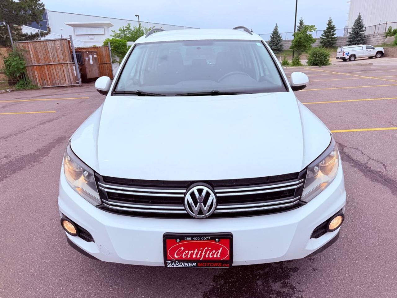 2014 Volkswagen Tiguan 4-Motion Photo