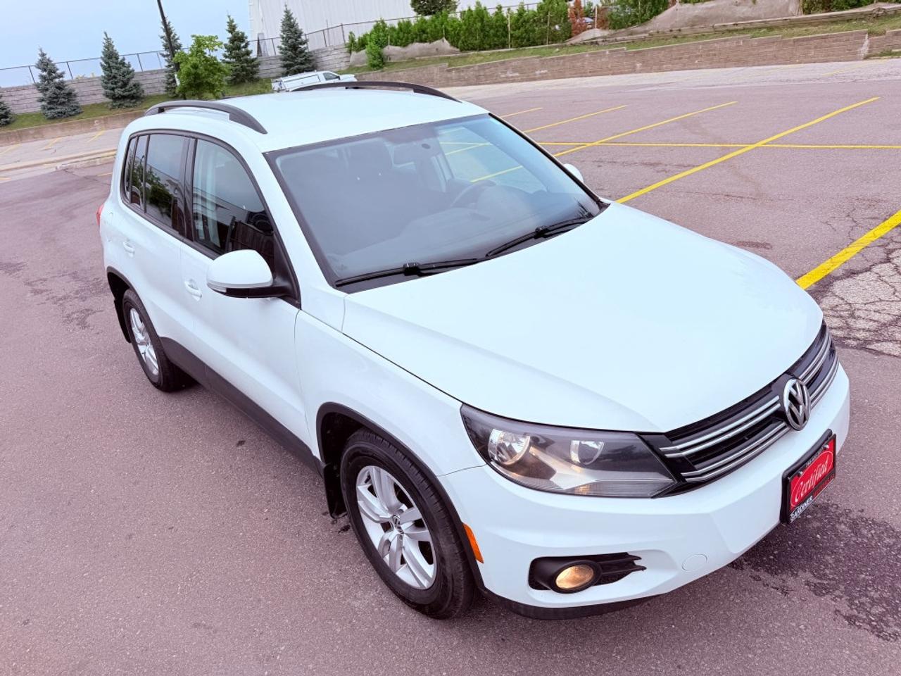 2014 Volkswagen Tiguan 4-Motion Photo