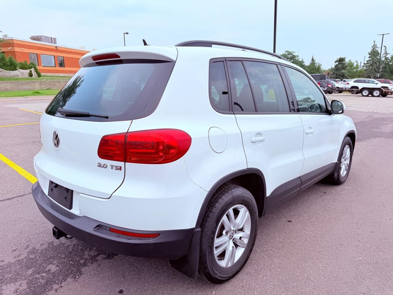 2014 Volkswagen Tiguan 4-Motion Photo