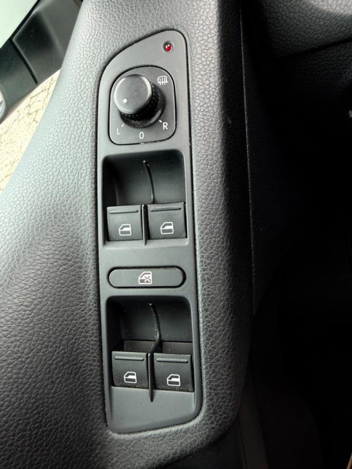 2014 Volkswagen Tiguan 4-Motion Photo