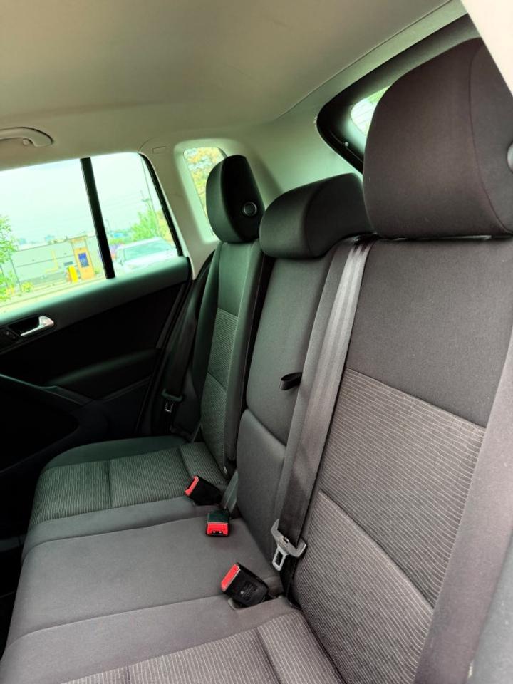 2014 Volkswagen Tiguan 4-Motion Photo