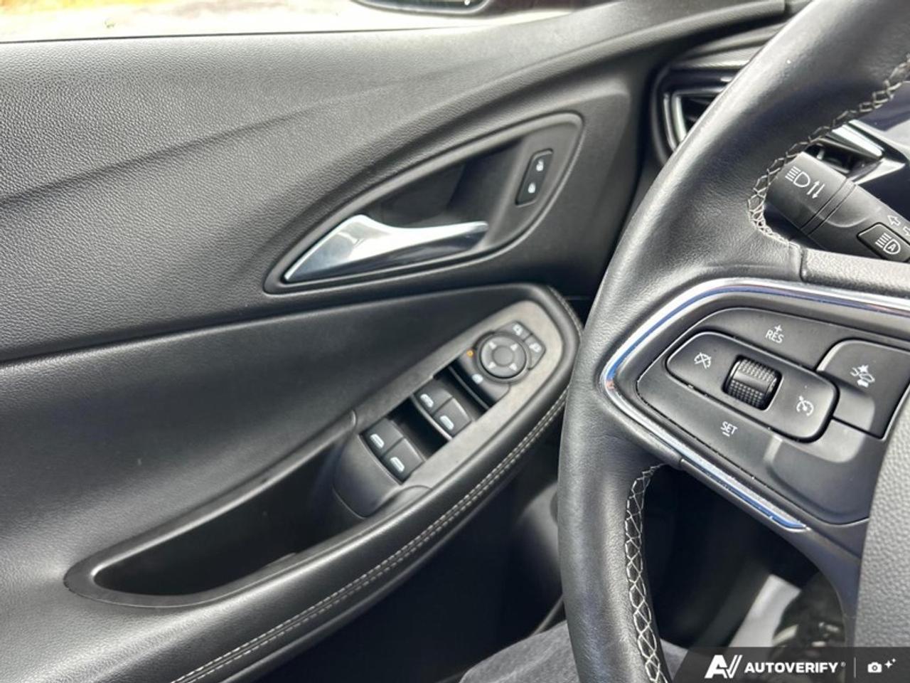 2023 Buick Encore GX SELECT Photo