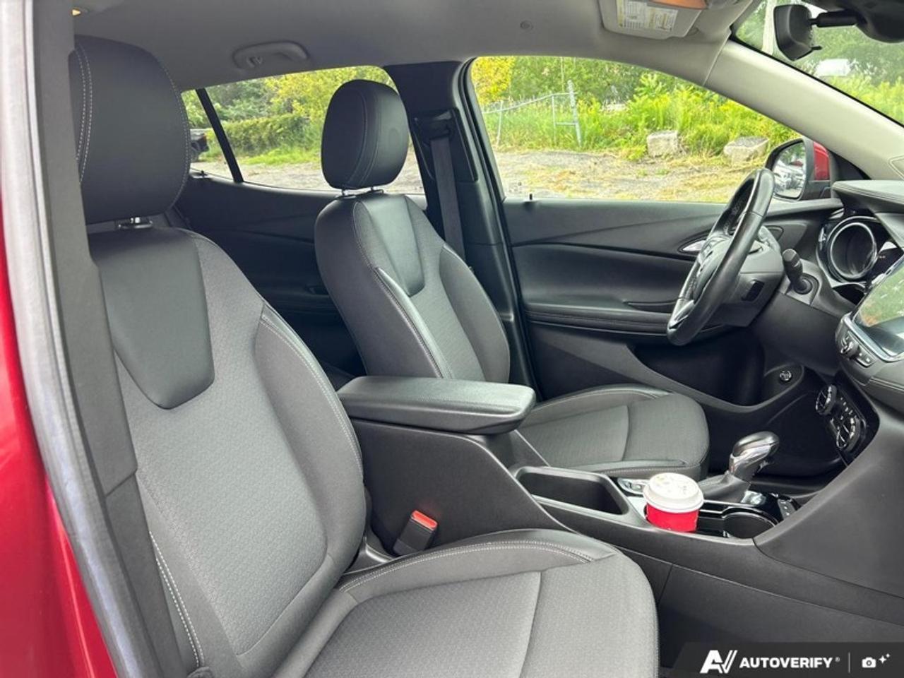 2023 Buick Encore GX SELECT Photo