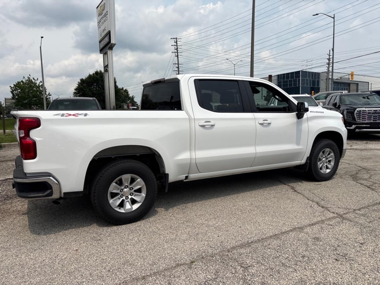 2025 Chevrolet Silverado 1500 LT  5.3L V8 Photo