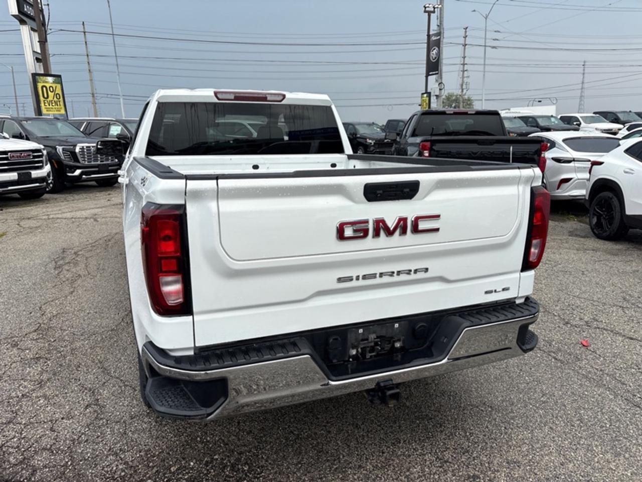 2023 GMC Sierra 1500 SLE  STANADRD BOX 5.3L V8 Photo