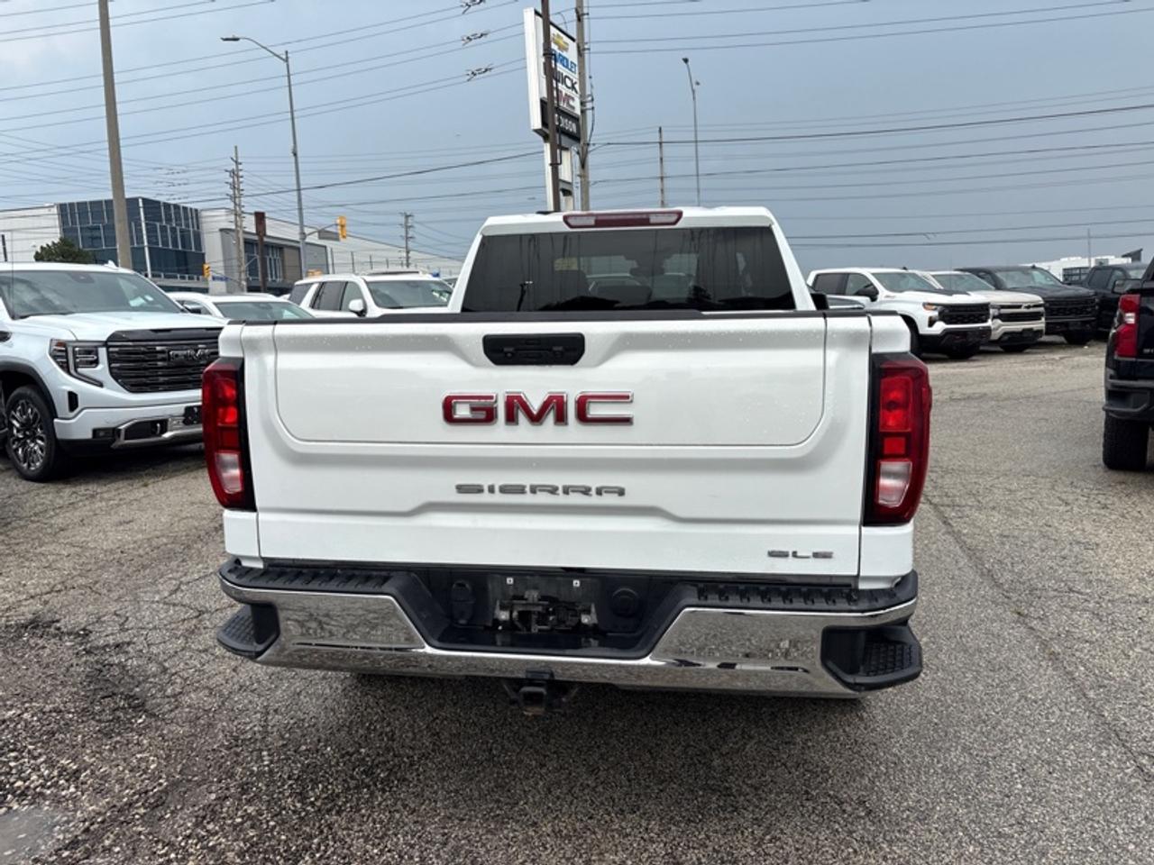 2023 GMC Sierra 1500 SLE  STANADRD BOX 5.3L V8 Photo