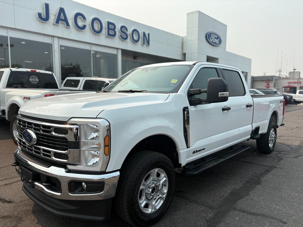 2026 Ford F-350 Super Duty SRW XLT Photo0