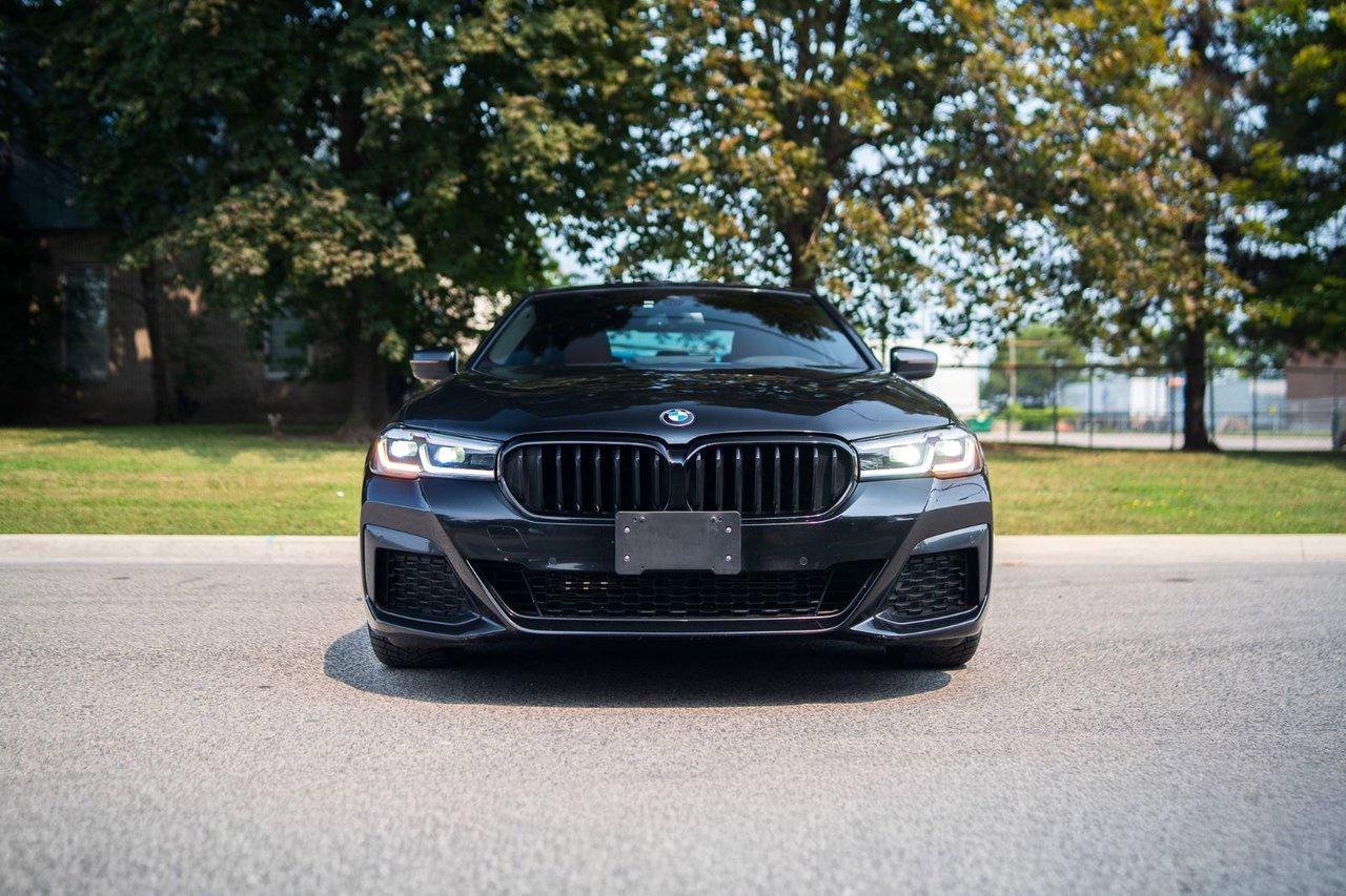 2022 BMW 5 Series 530i xDrive Photo