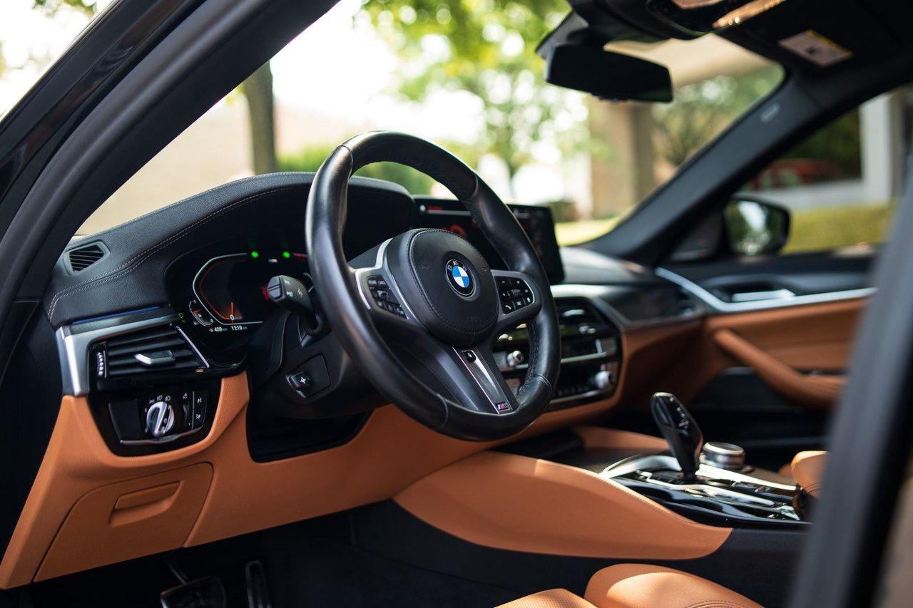 2022 BMW 5 Series 530i xDrive Photo