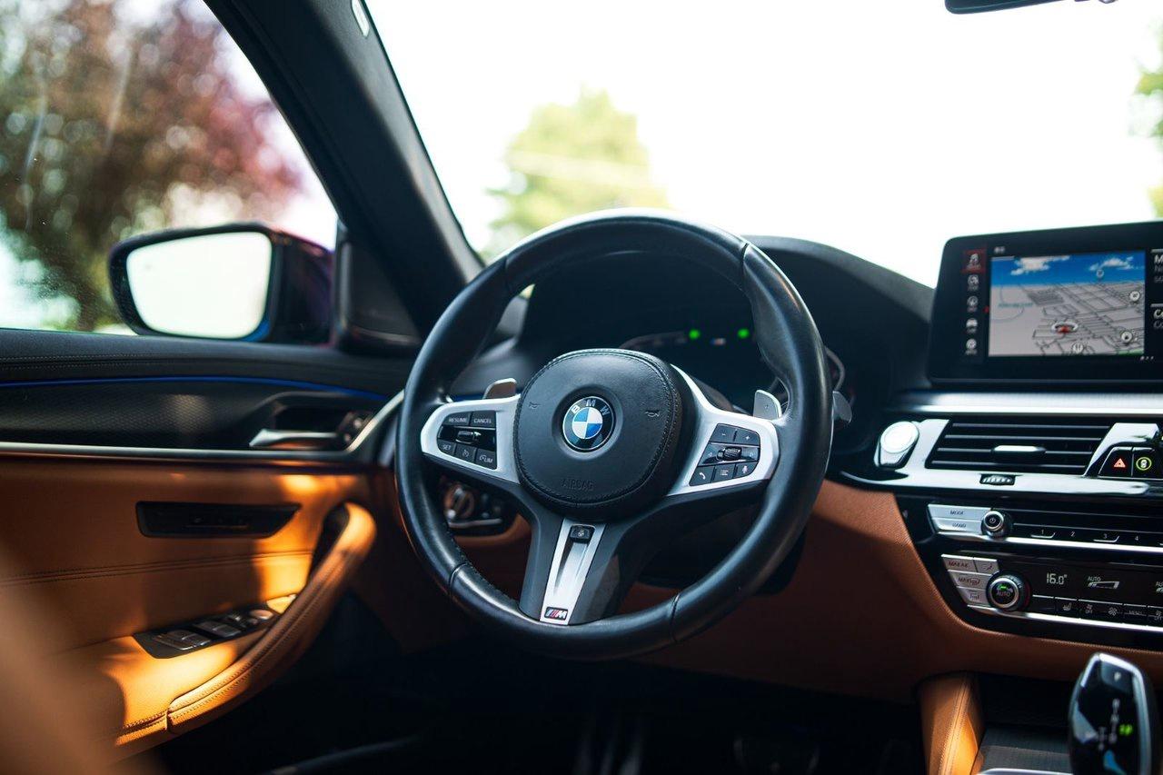 2022 BMW 5 Series 530i xDrive Photo
