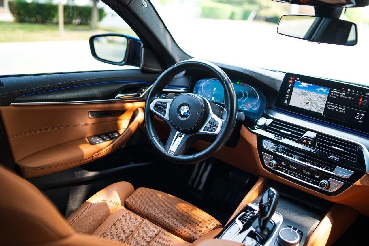 2022 BMW 5 Series 530i xDrive Photo