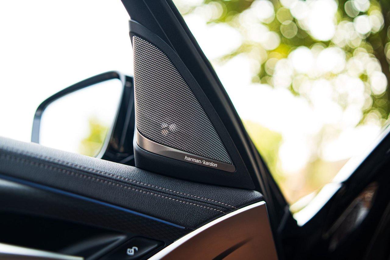 2022 BMW 5 Series 530i xDrive Photo