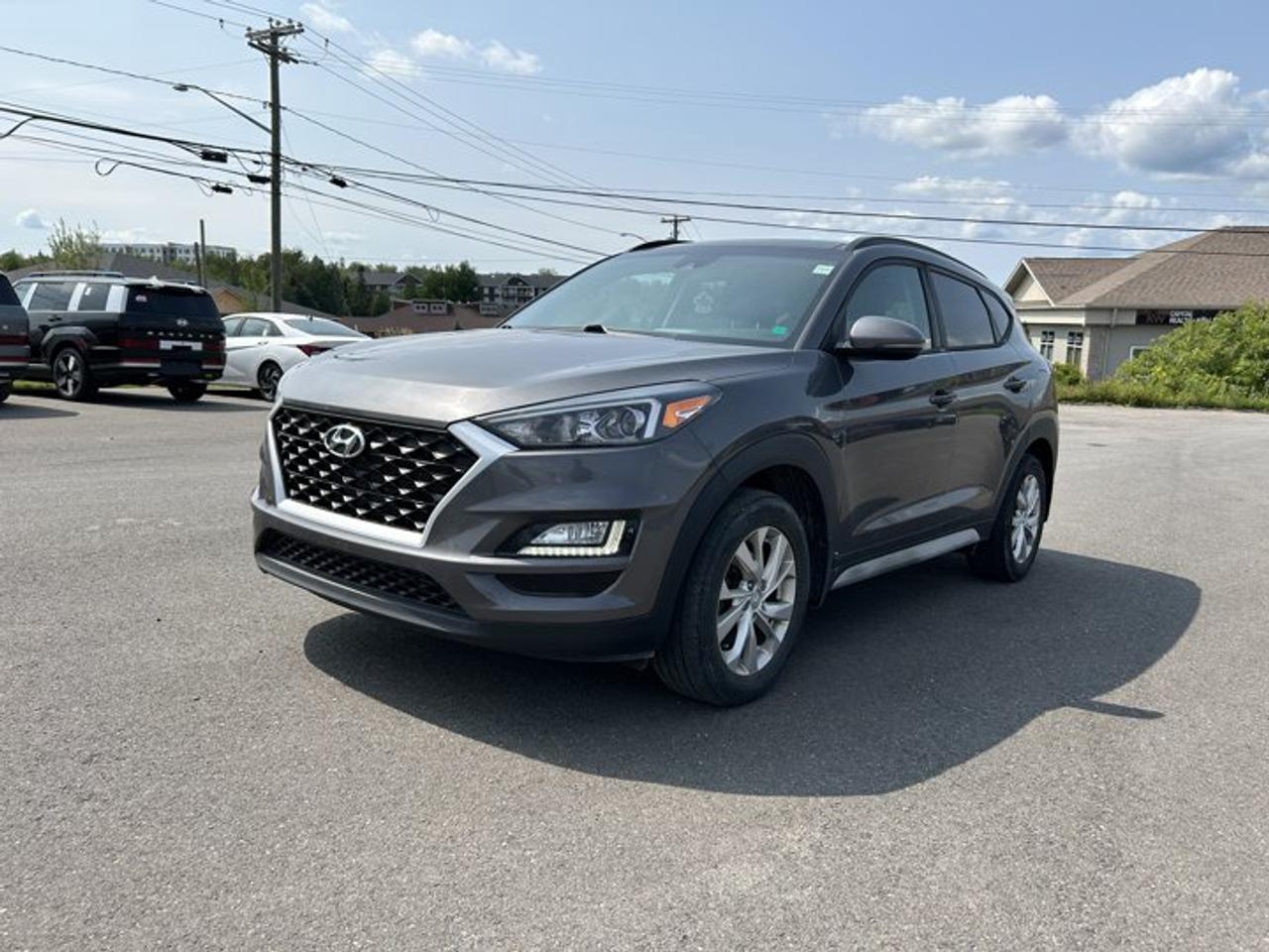 Market Value Pricing, AWD. Recent Arrival! 6-Speed Automatic with Overdrive AWD 2.0L 4-Cylinder 4D Sport UtilityOdometer is 13346 kilometers below market average!2020 Hyundai Tucson PreferredLooking for a dealership you can trust for your next vehicle and financing solution? Welcome to Steele Hyundai Fredericton, proudly serving drivers from Fredericton, Oromocto, Saint John, Moncton, Miramichi, Woodstock, Bathurst, Edmundston and communities across New Brunswick and Atlantic Canada. As part of the Steele Auto Group, one of Atlantic Canadas largest automotive networks with over 50 locations across New Brunswick, Nova Scotia and Prince Edward Island, our customers benefit from a massive selection of vehicles, competitive pricing and strong lender relationships. At Steele Hyundai Fredericton, we understand that everyones financial journey is different. Whether you have excellent credit, are rebuilding credit, or are new to Canada, our Steele Advantage Financing program works with over 20 trusted lenders across Canada to help secure financing options that fit your situation. Our team specializes in helping customers across the credit spectrum, including non-prime and credit rebuilding approvals. From Fredericton to Moncton, Saint John to Halifax and throughout Atlantic Canada, Steele Hyundai Fredericton is here to help you find the right vehicle and the right financing solution.
