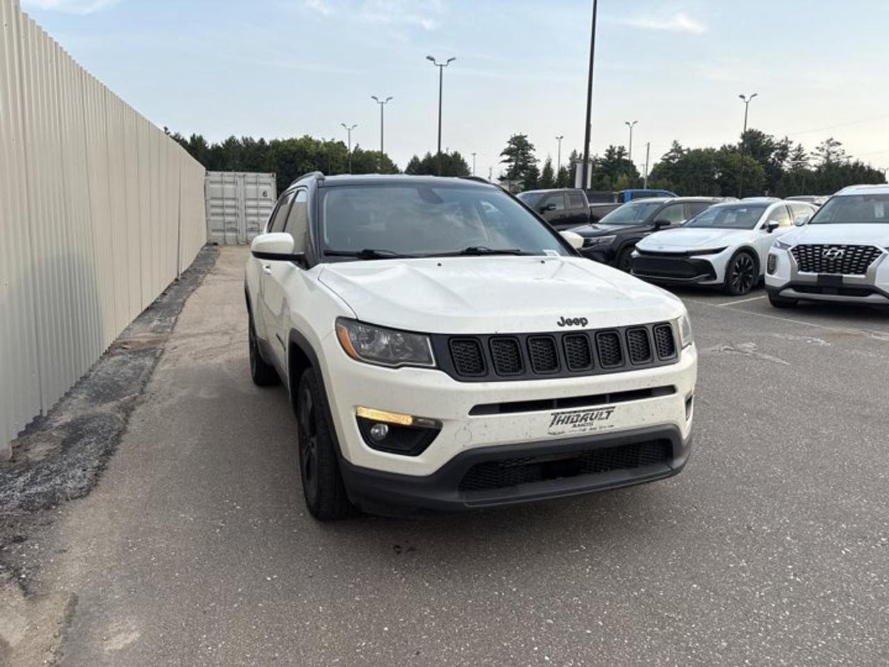 2021 Jeep Compass Altitude 4x4 | No Accidents | Leather Seats | Heated Steering Photo