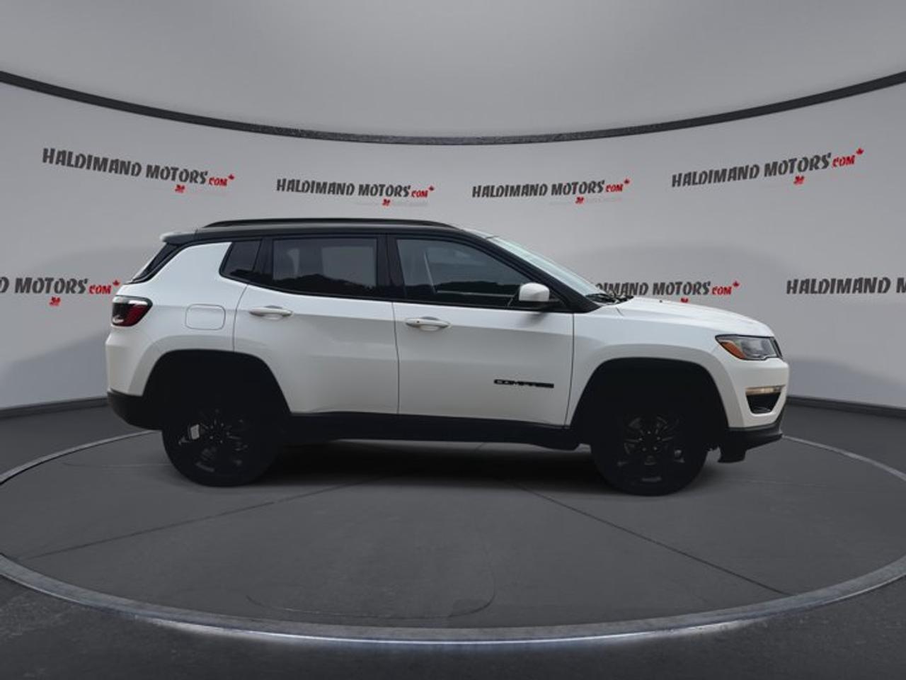 2021 Jeep Compass Altitude 4x4 | No Accidents | Leather Seats | Heated Steering Photo