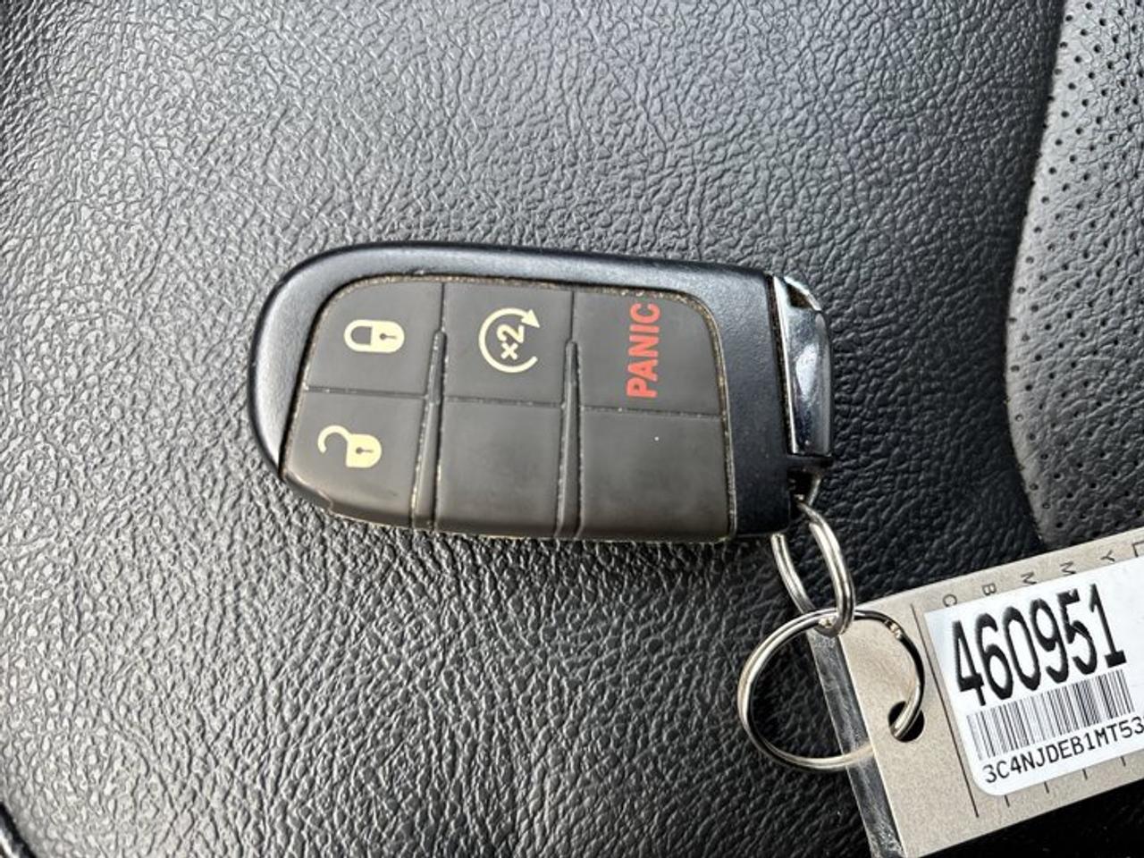 2021 Jeep Compass Altitude 4x4 | No Accidents | Leather Seats | Heated Steering Photo