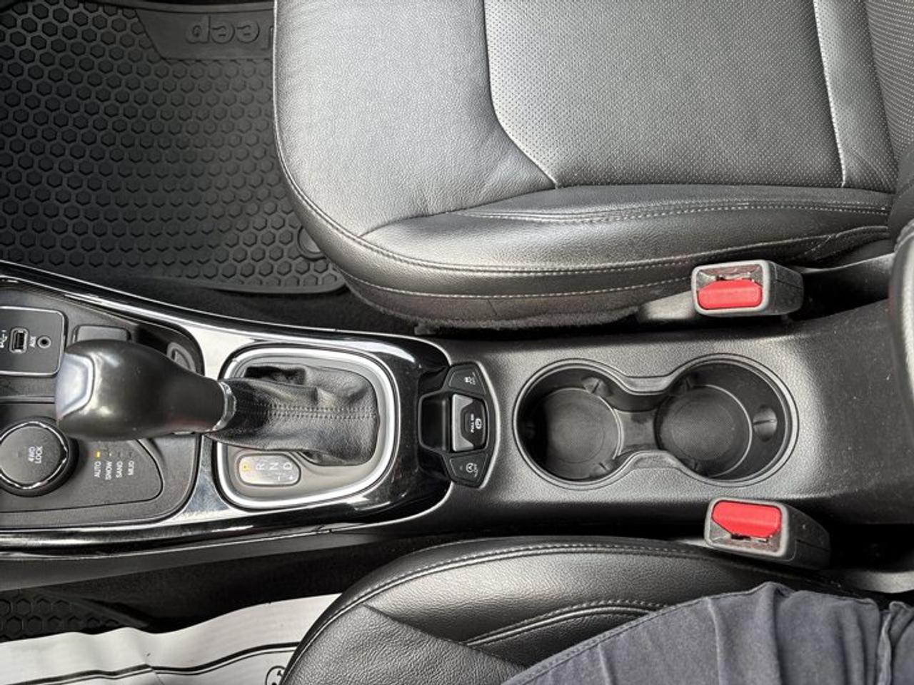 2021 Jeep Compass Altitude 4x4 | No Accidents | Leather Seats | Heated Steering Photo