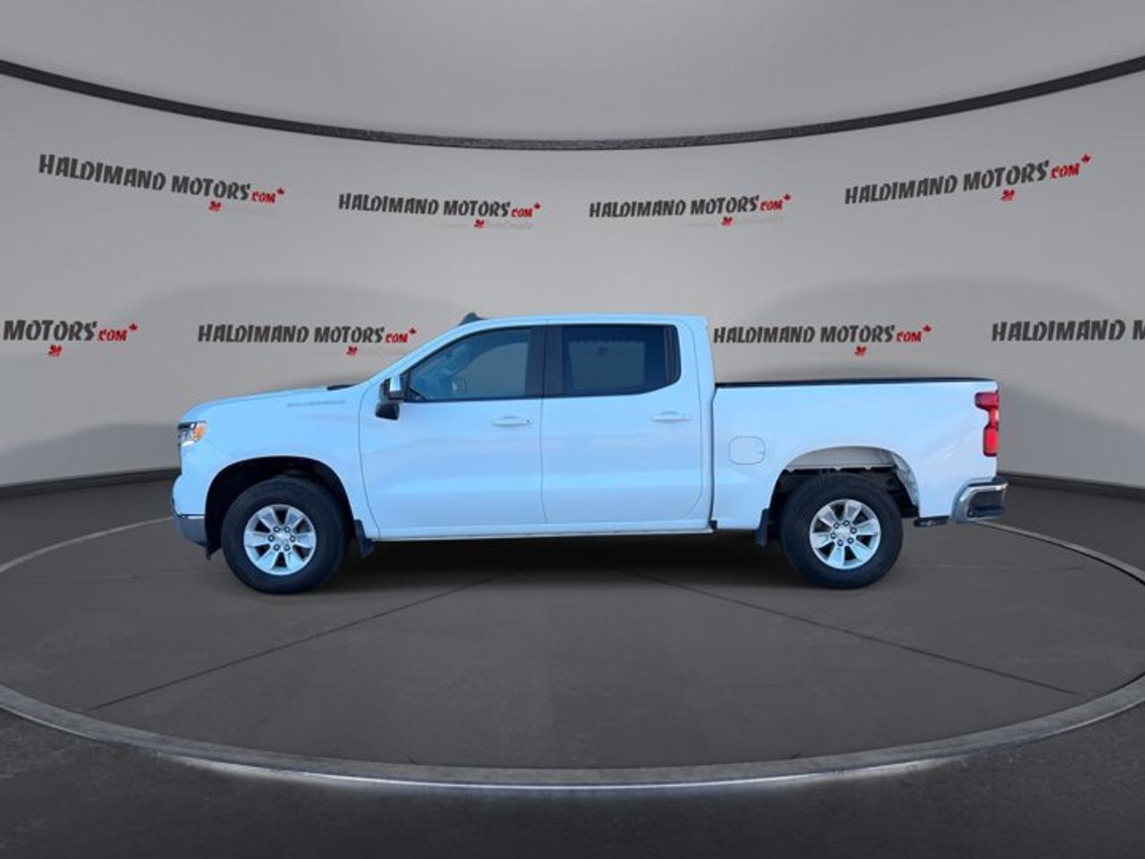 2023 Chevrolet Silverado 1500 LT Crew Cab 6' Bed 4x4 | No Accidents | Heated Steering Photo