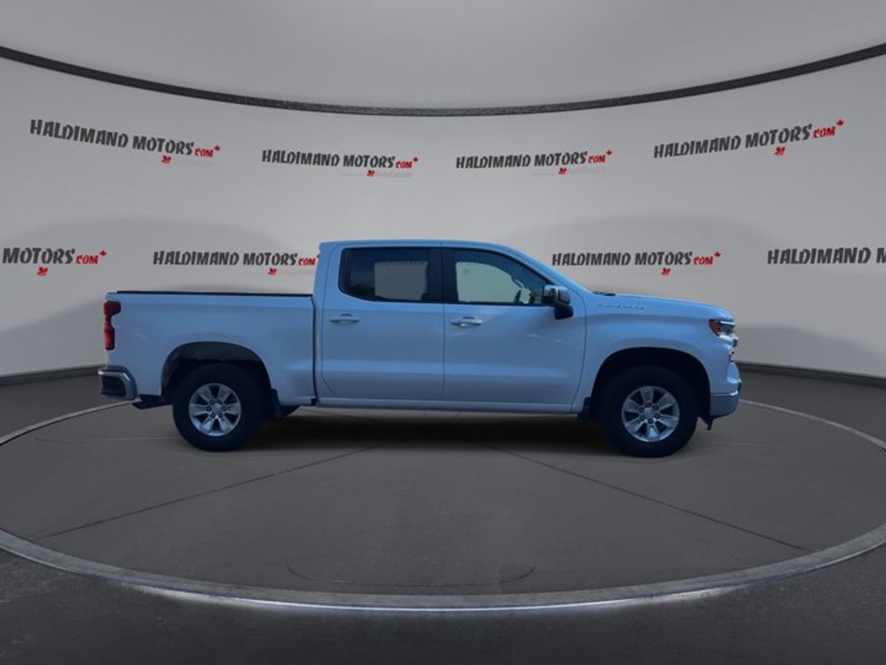 2023 Chevrolet Silverado 1500 LT Crew Cab 6' Bed 4x4 | No Accidents | Heated Steering Photo