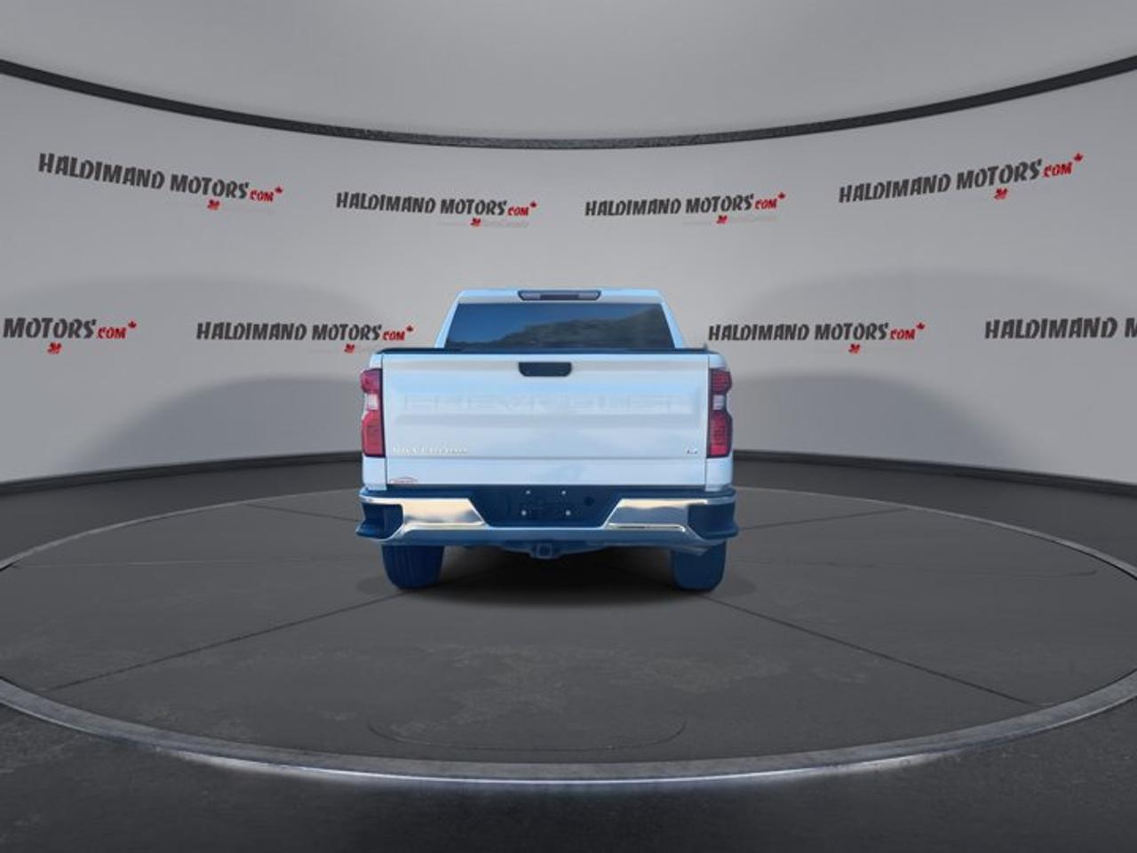 2023 Chevrolet Silverado 1500 LT Crew Cab 6' Bed 4x4 | No Accidents | Heated Steering Photo