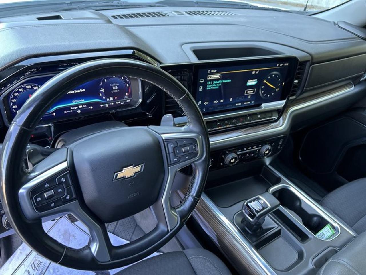 2023 Chevrolet Silverado 1500 LT Crew Cab 6' Bed 4x4 | No Accidents | Heated Steering Photo