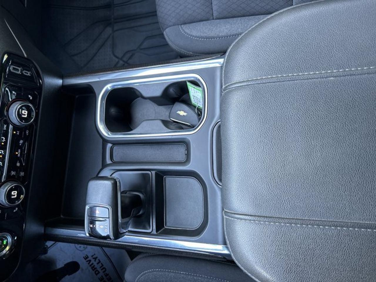 2023 Chevrolet Silverado 1500 LT Crew Cab 6' Bed 4x4 | No Accidents | Heated Steering Photo