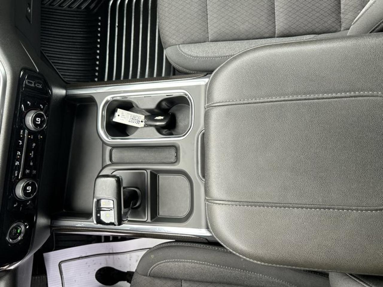 2023 Chevrolet Silverado 1500 LT Crew Cab 6' Box 4x4 | No Accidents | Heated Steering Photo