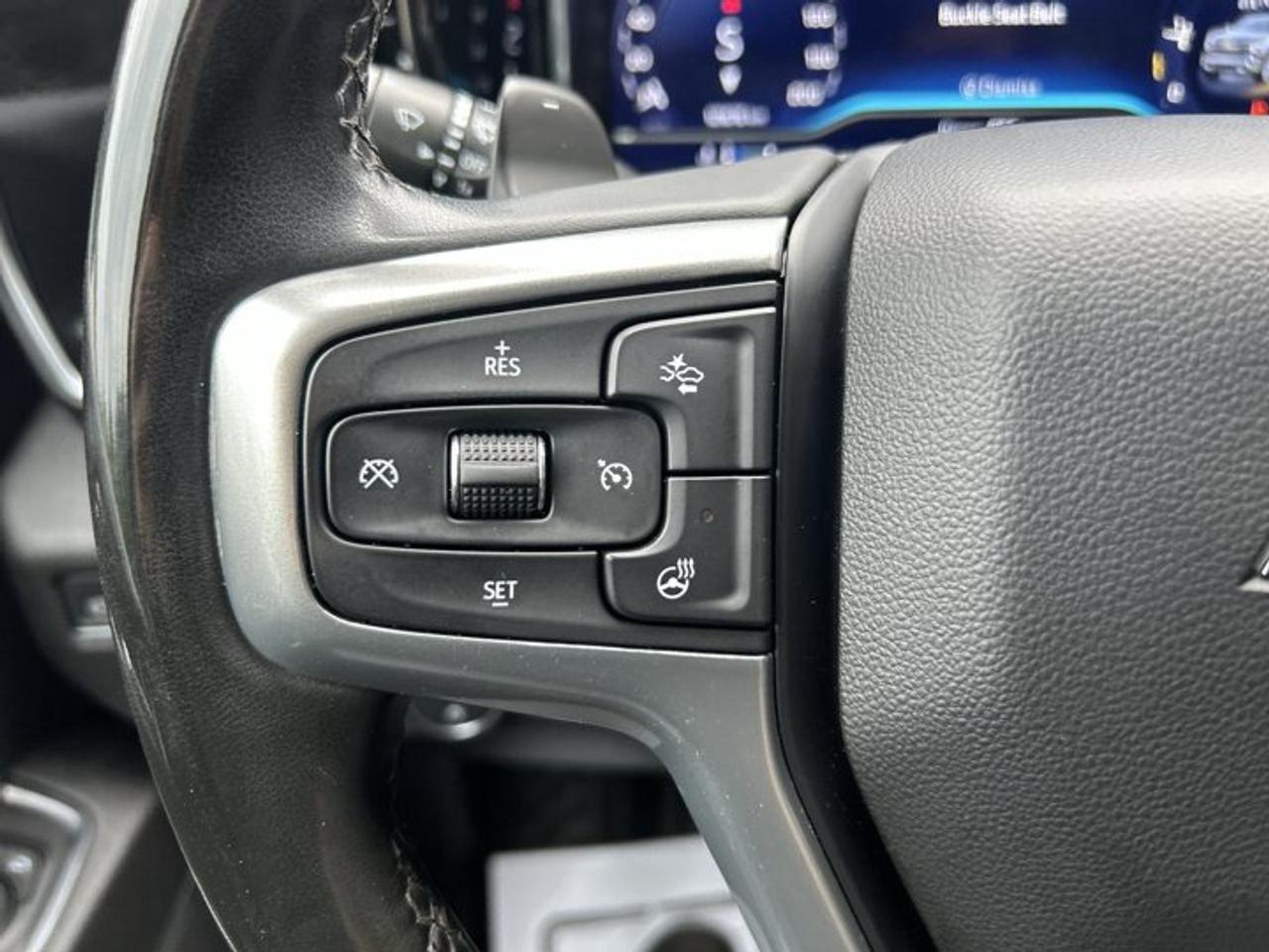 2023 Chevrolet Silverado 1500 LT Crew Cab 6' Box 4x4 | No Accidents | Heated Steering Photo