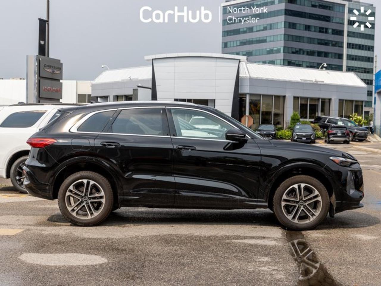 2025 Audi Q5 Panoramic Roof Apple CarPlay Android Auto Powered Seats Wireless Charger  360 Camera Photo