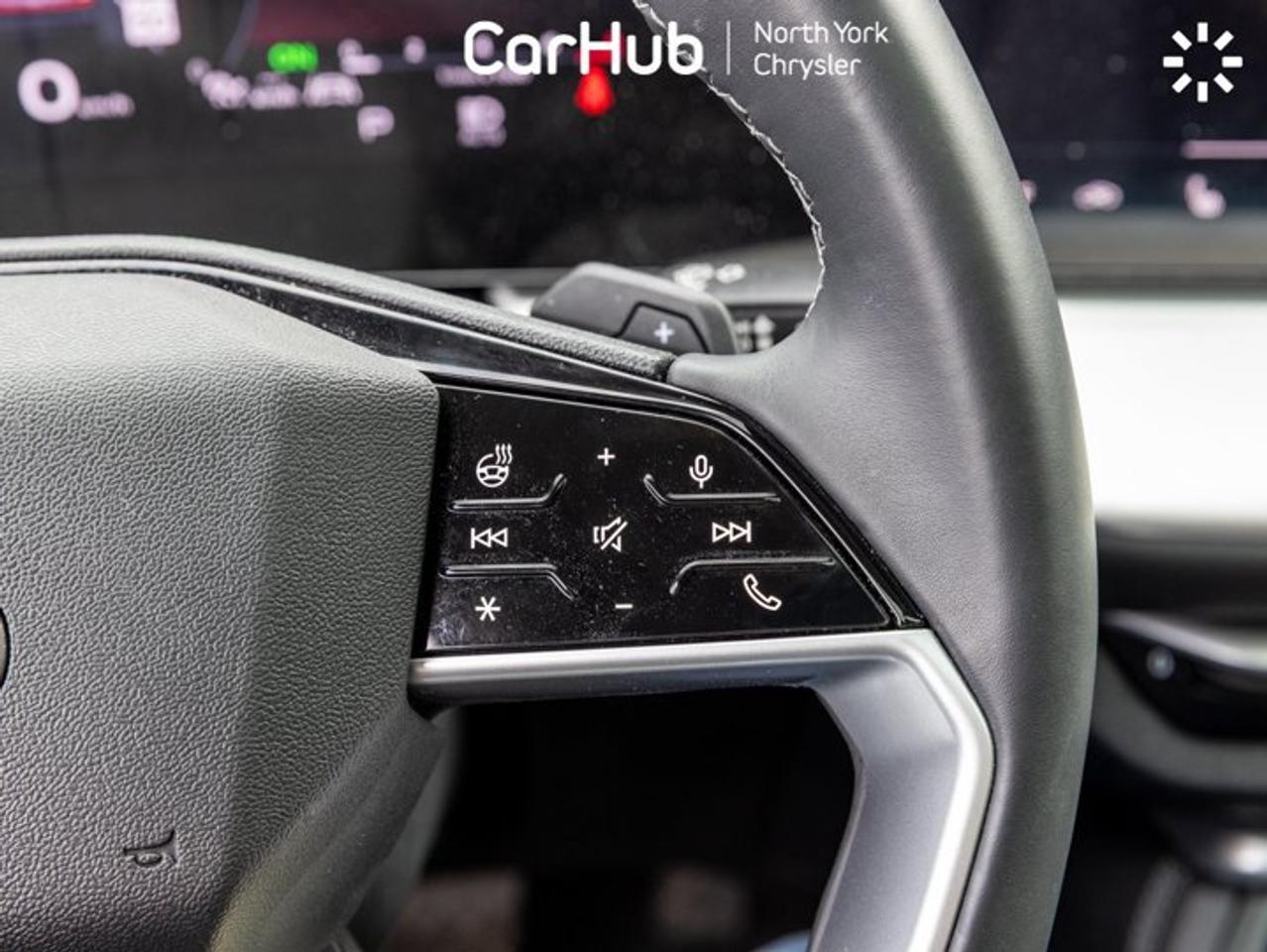 2025 Audi Q5 Panoramic Roof Apple CarPlay Android Auto Powered Seats Wireless Charger  360 Camera Photo