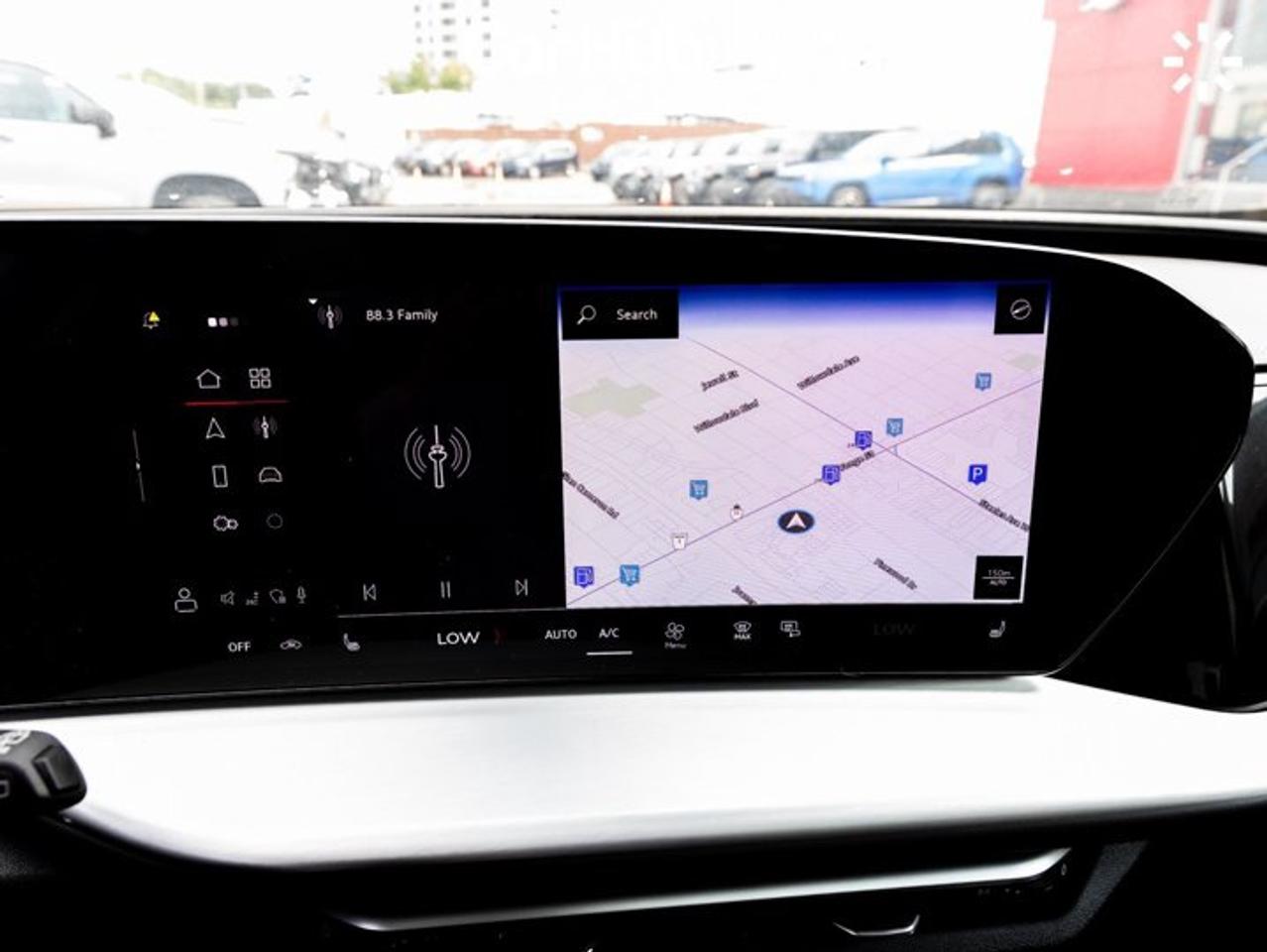 2025 Audi Q5 Panoramic Roof Apple CarPlay Android Auto Powered Seats Wireless Charger  360 Camera Photo