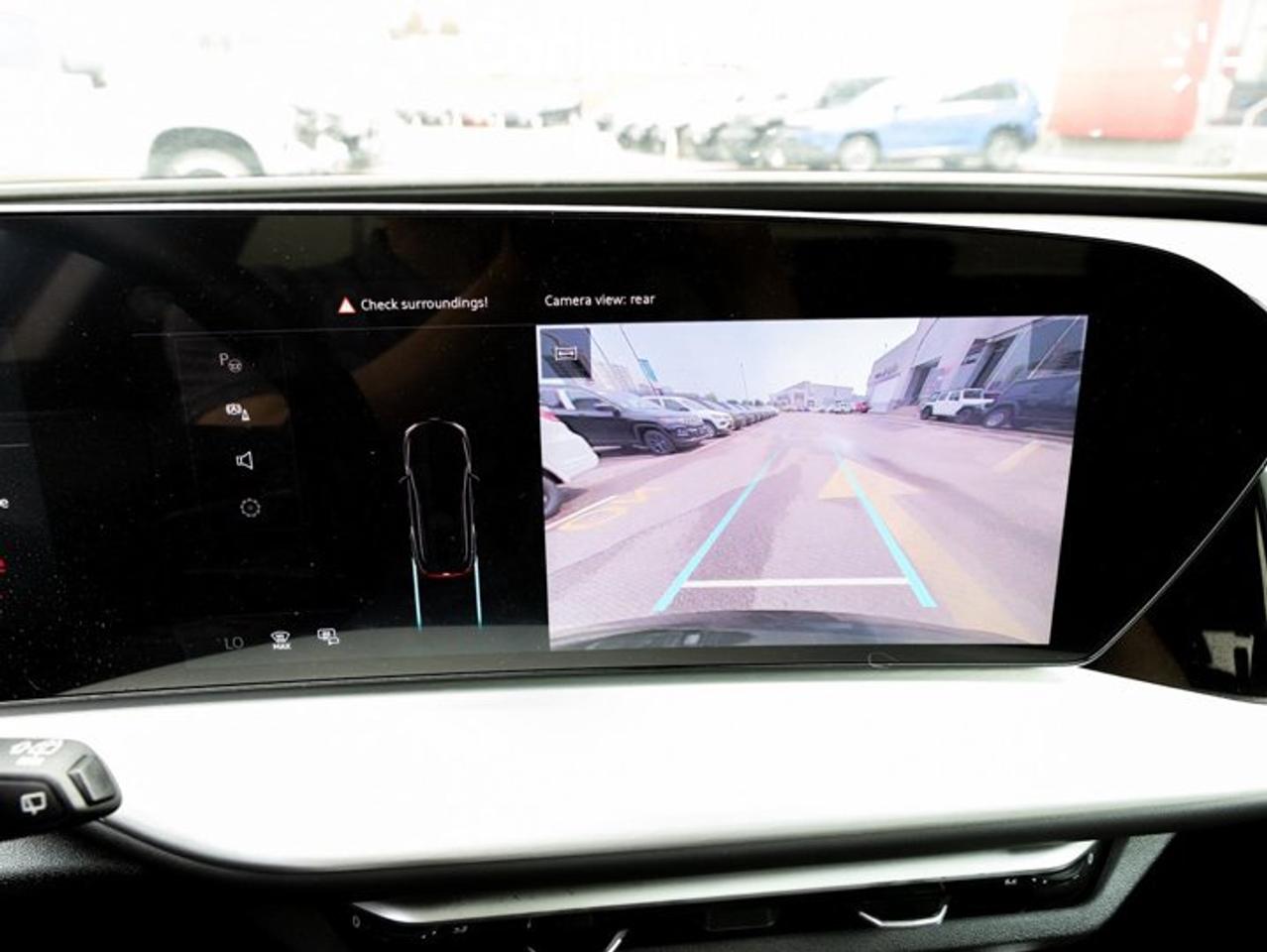 2025 Audi Q5 Panoramic Roof Apple CarPlay Android Auto Powered Seats Wireless Charger  360 Camera Photo