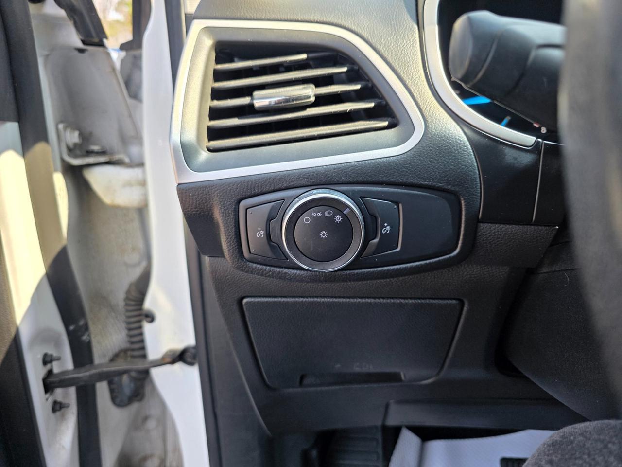 2018 Ford Edge SEL AWD Photo
