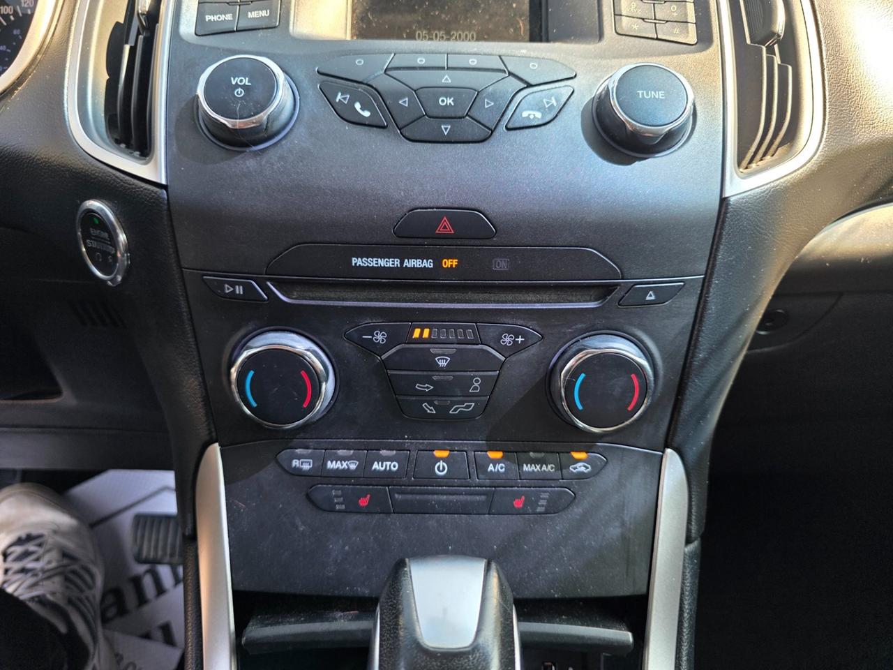 2018 Ford Edge SEL AWD Photo