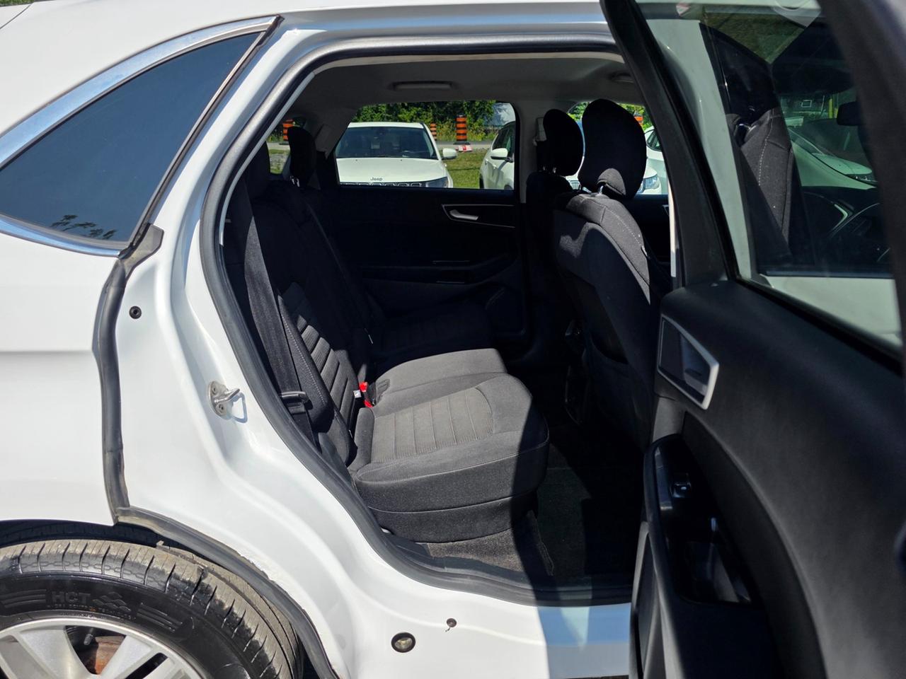 2018 Ford Edge SEL AWD Photo