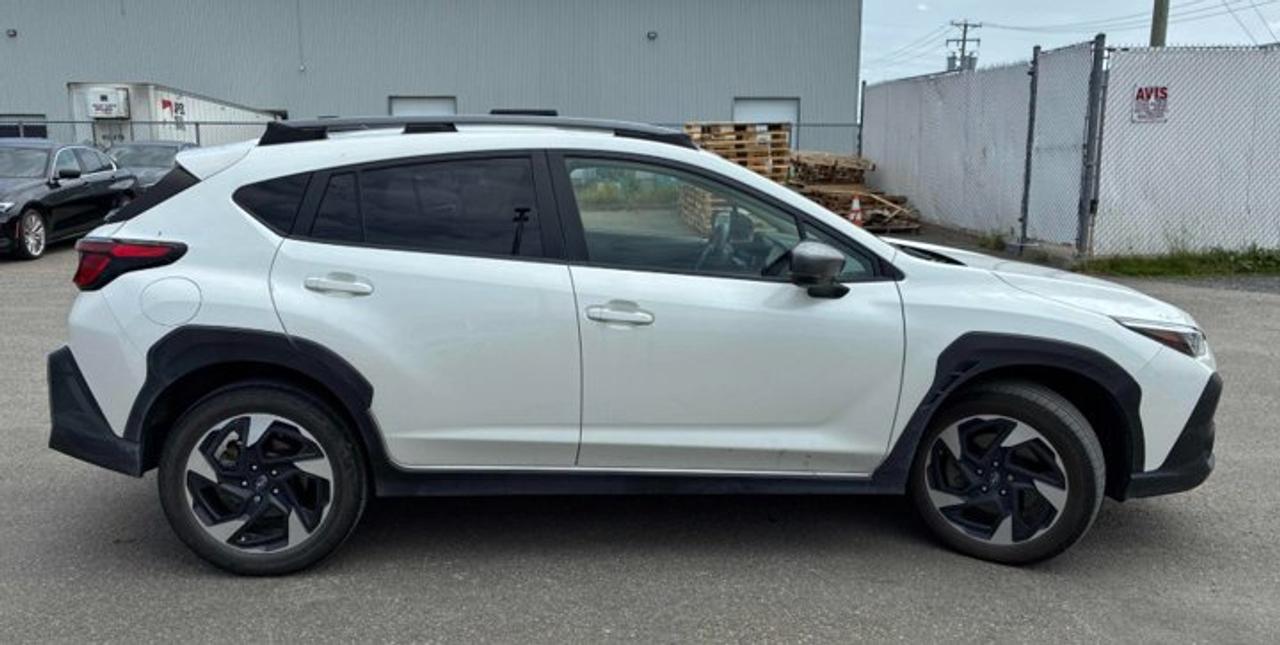 2024 Subaru XV Crosstrek Limited AWD | Leather | Sunroof | Heated Seats + Steering | Eyesight | Wireless Carplay | and More ! Photo