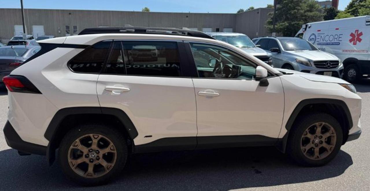 2023 Toyota RAV4 Hybrid Woodland Edition AWD | Sunroof | Bronze Alloys | Heated Wheel + Seats | CarPlay & More ! Photo0
