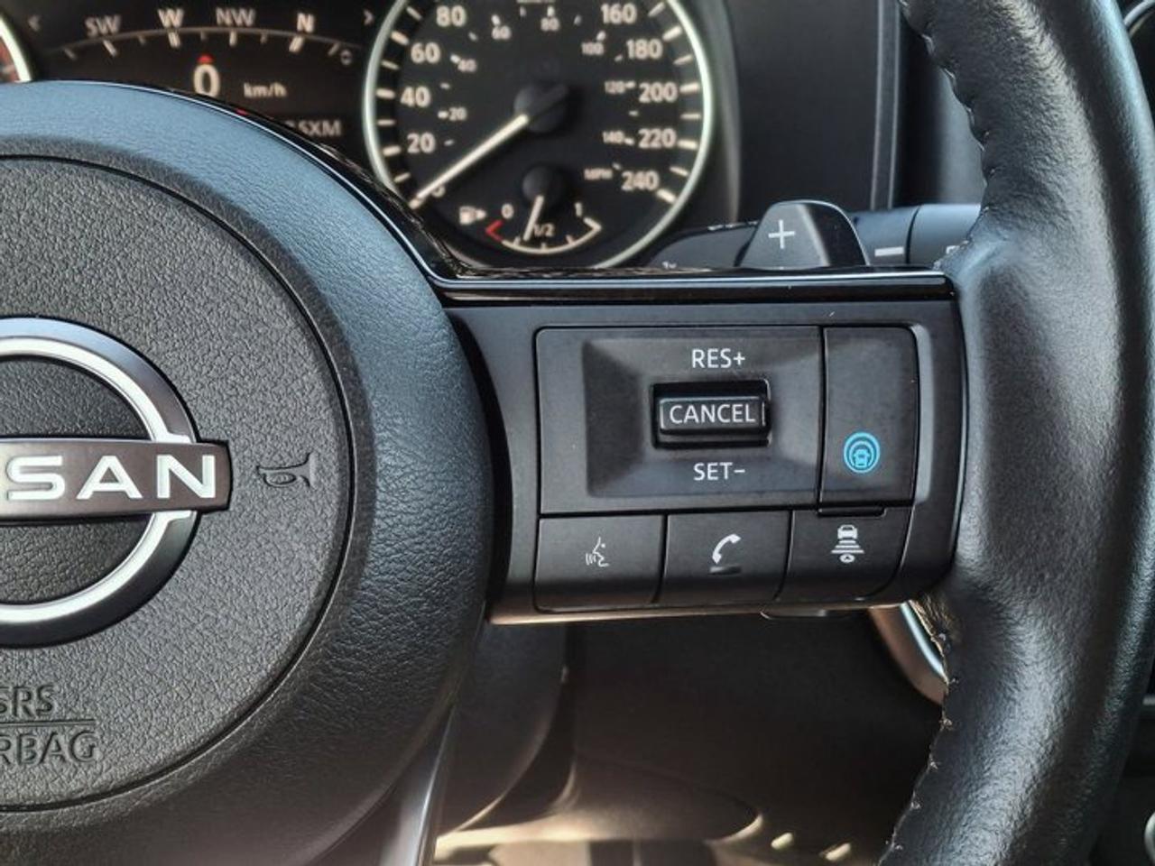2023 Nissan Rogue SL AWD | Leather | Sunroof | Nav | 360 Camera | Adaptive Cruise | Heated Wheel + Seats | and More ! Photo