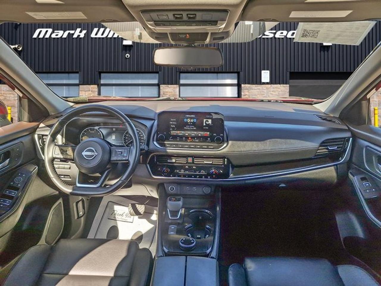 2023 Nissan Rogue SL AWD | Leather | Sunroof | Nav | 360 Camera | Adaptive Cruise | Heated Wheel + Seats | and More ! Photo