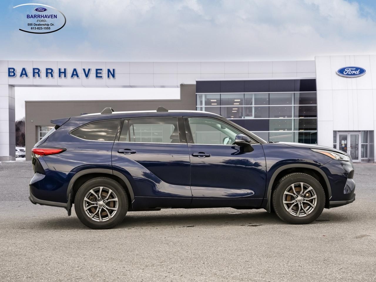 2020 Toyota Highlander XLE Photo1