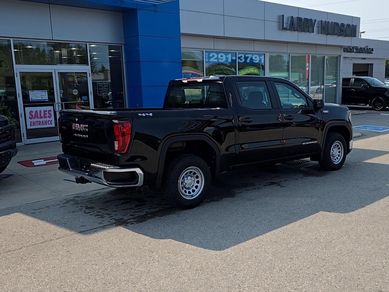 2026 GMC Sierra 1500 Crew Cab Short Box 4-Wheel Drive Pro Photo