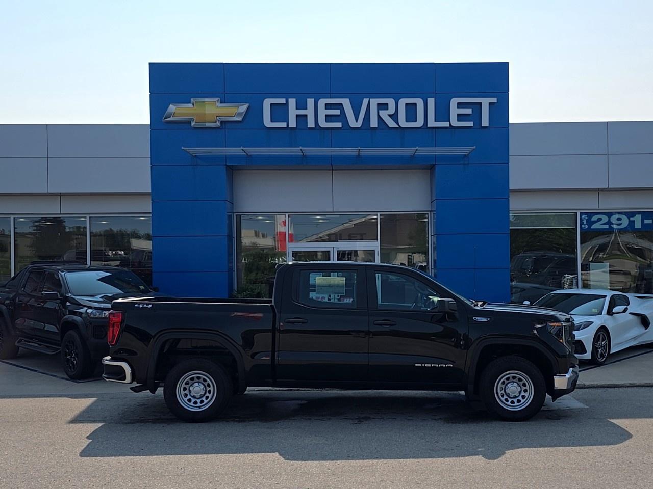 2026 GMC Sierra 1500 Crew Cab Short Box 4-Wheel Drive Pro Photo1